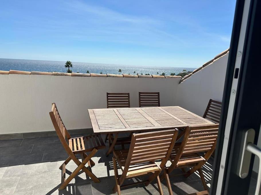 Precioso ático, nuevo, a 50m de la playa, Manilva Exterior foto