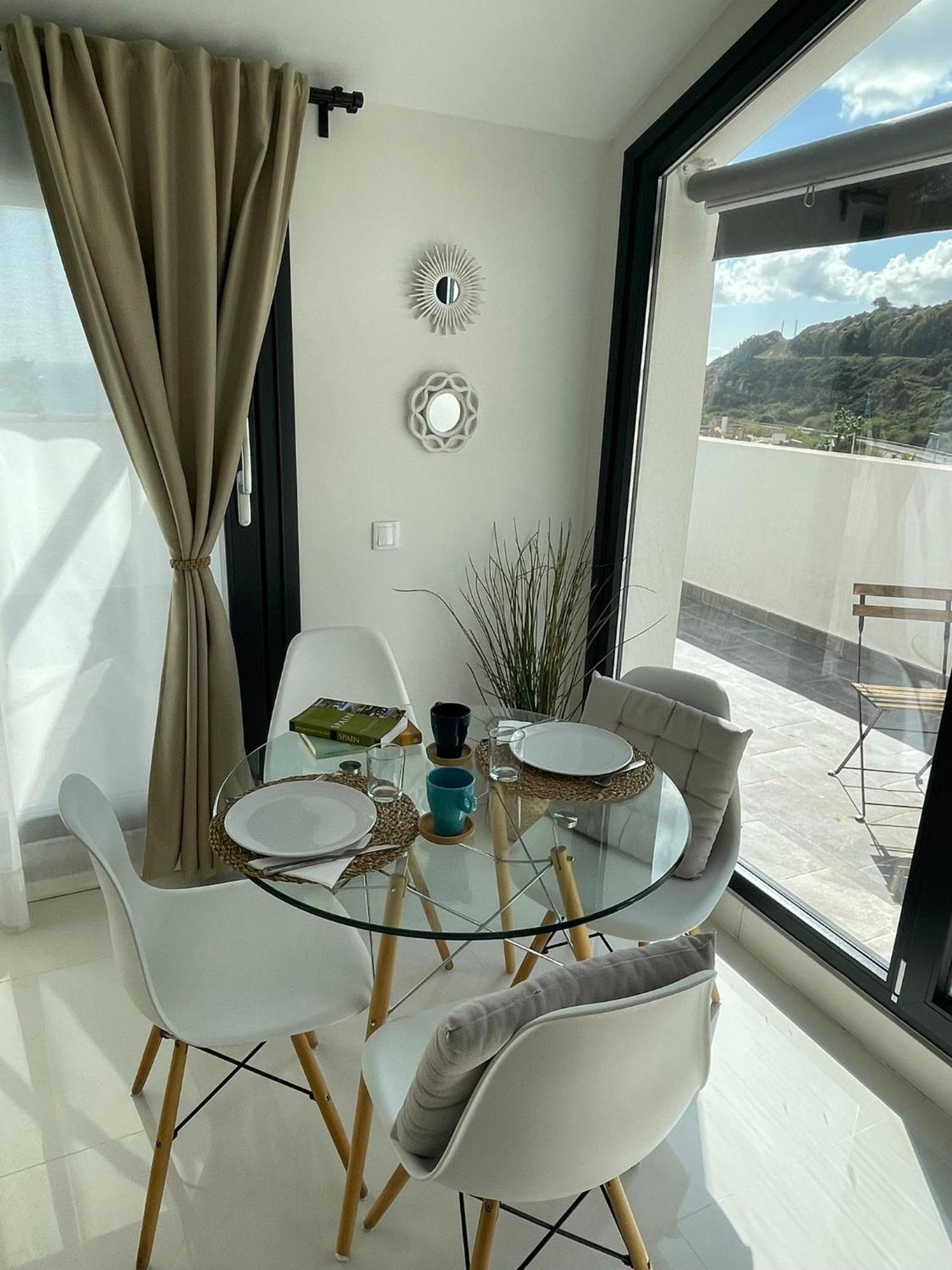 Precioso ático, nuevo, a 50m de la playa, Manilva Exterior foto